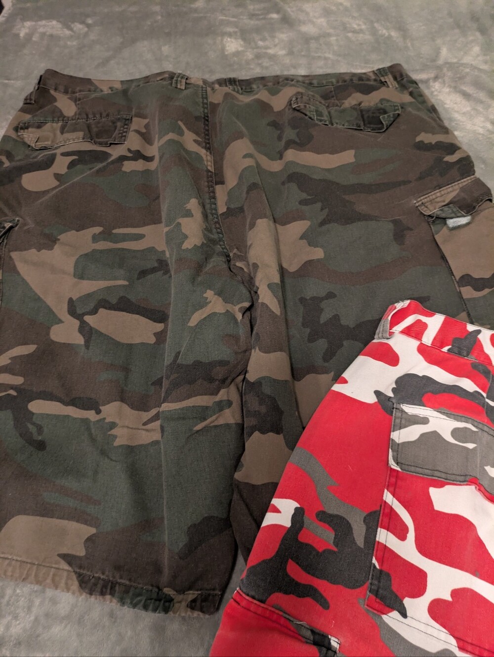 Men’s Camo Cargo Shorts Bundle Size 54 Big & Tall Red Gray & Woodland Camouflage - Picture 12 of 12